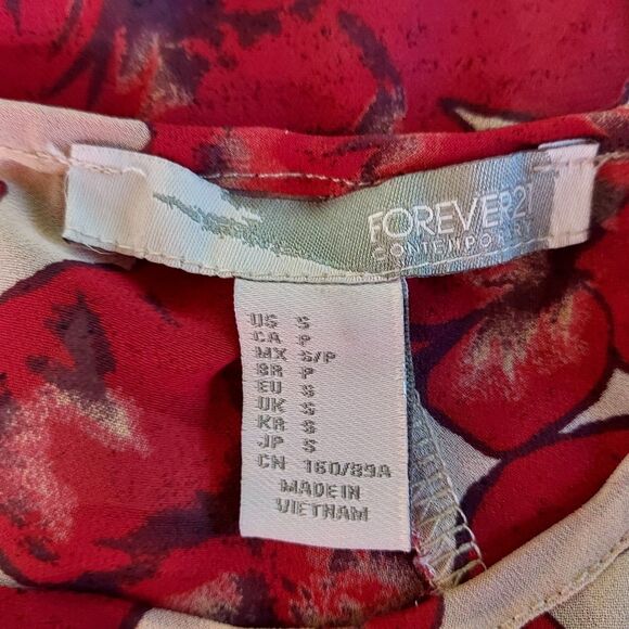 Forever 21 Shirt Top Blouse Size Small Sheer Floral Keyhole Button Red Beige - Picture 8 of 11